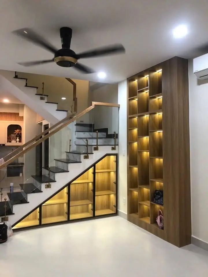 Thi Công Tủ Gầm Cầu Thang Nhựa Cho Anh Tiến Dũng Thôn 1 Tân Hòa Quốc Oai Sáng 20/9