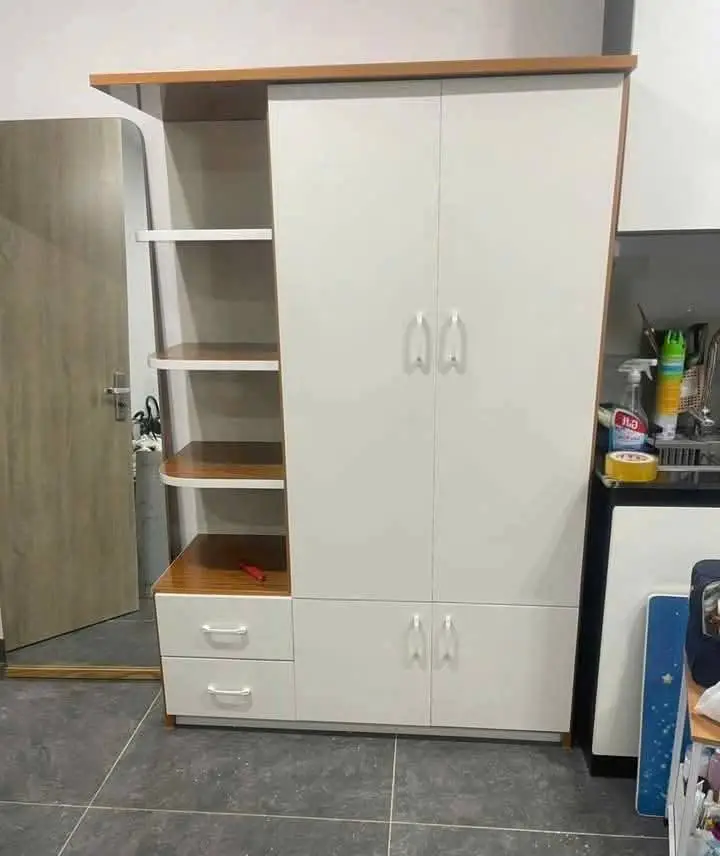 Bàn giao tủ quần áo nhựa Chin Huei 2 cánh chị Mai Chi ngõ 734 Kim Giang sáng 29/9