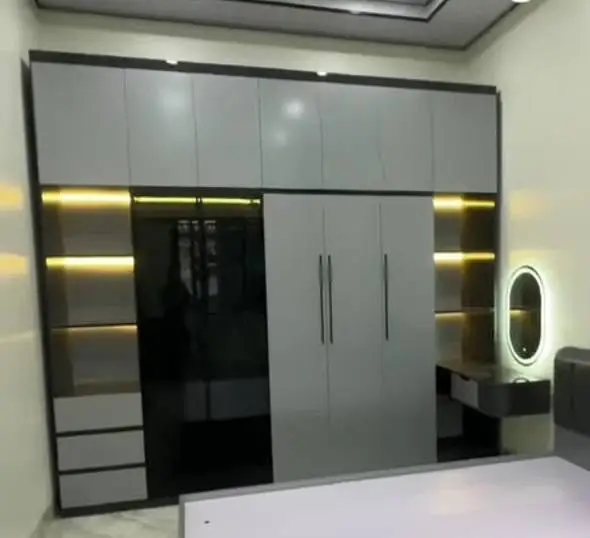Bàn giao chị Tâm - KĐT Văn Quán - Tủ nhựa quần áo Đài Loan Chin Huei 6 cánh kịch trần
