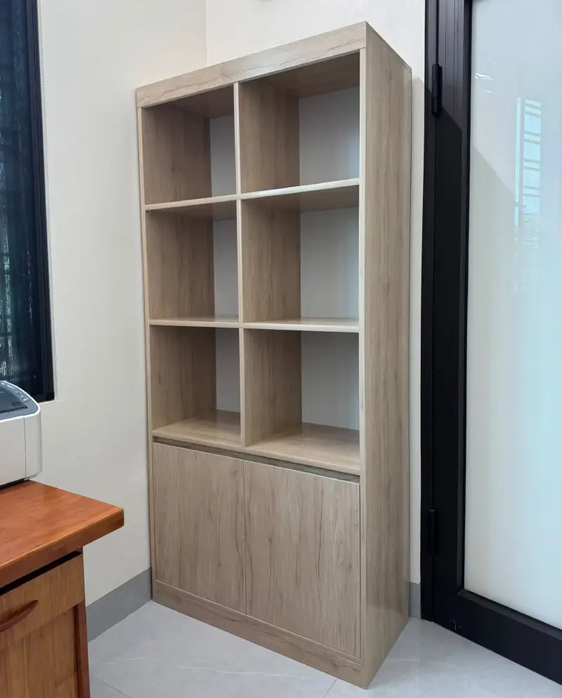 Bàn giao hệ tủ hồ sơ nhựa văn phòng màu vân gỗ sồi cao cấp cho anh Minh Hoàng (Rezkin Vietnam) tòa nhà SHG Building Quang Trung chiều Thứ 4 (7/10)